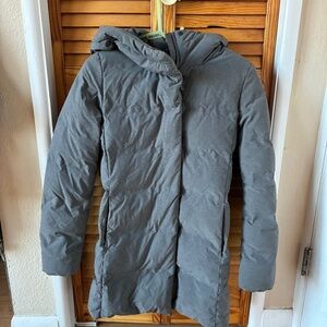 Uniqlo Women's Ultra Light Long Down Filled Puffer Jacket